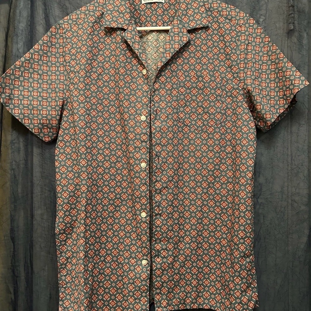 Sonoma Goods For Life Short Sleeve Button-Up Shirt – Men’s Small
